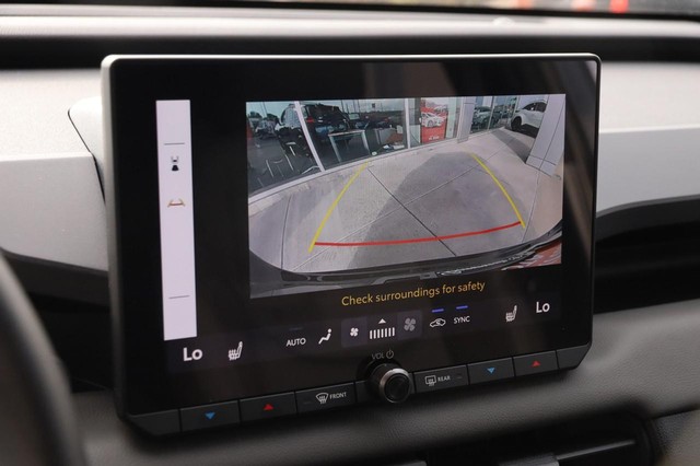 Toyota RAV4 Plug-In Hybrid Vehicle Full-screen Gallery Image 17