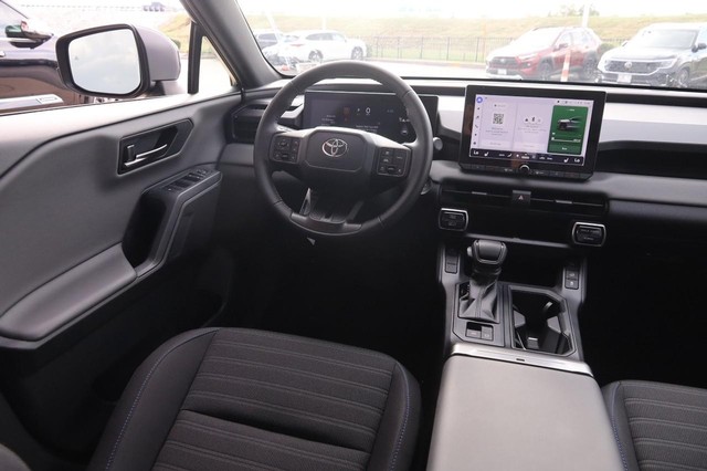 Toyota RAV4 Plug-In Hybrid Vehicle Full-screen Gallery Image 25