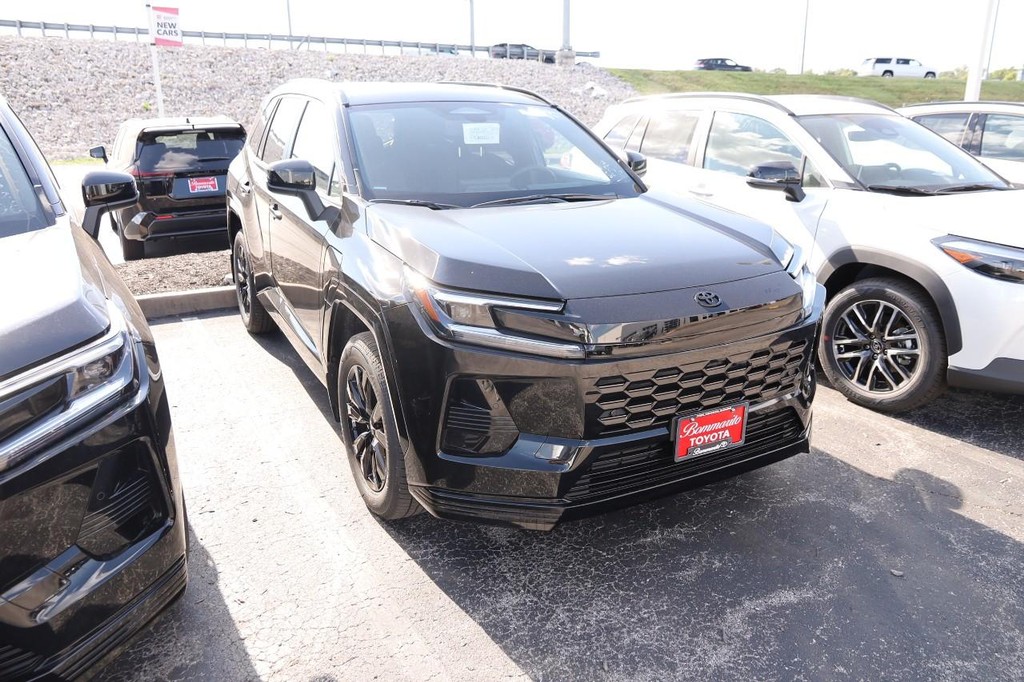 Toyota RAV4 Plug-In Hybrid Vehicle Full-screen Gallery Image 4