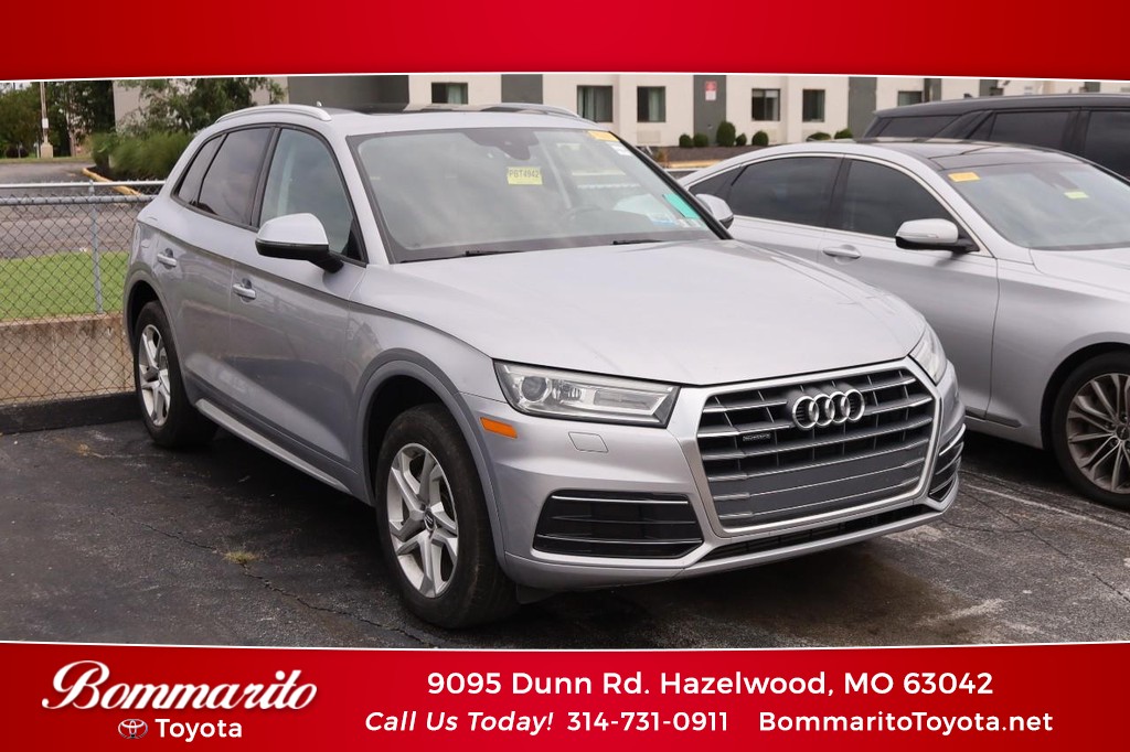 Audi Q5 Vehicle Full-screen Gallery Image 01