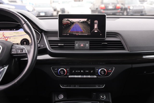 Audi Q5 Vehicle Image 11