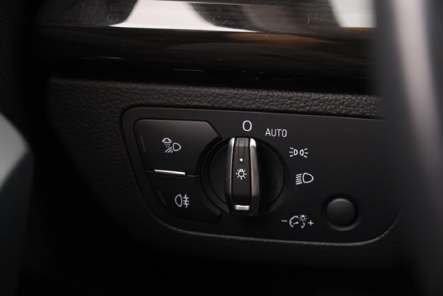 Audi Q5 Vehicle Image 21