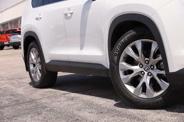 Toyota Grand Highlander Vehicle Image 03