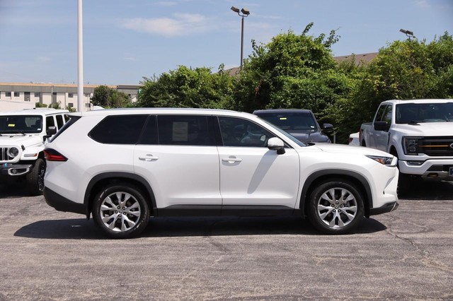 Toyota Grand Highlander Vehicle Image 05