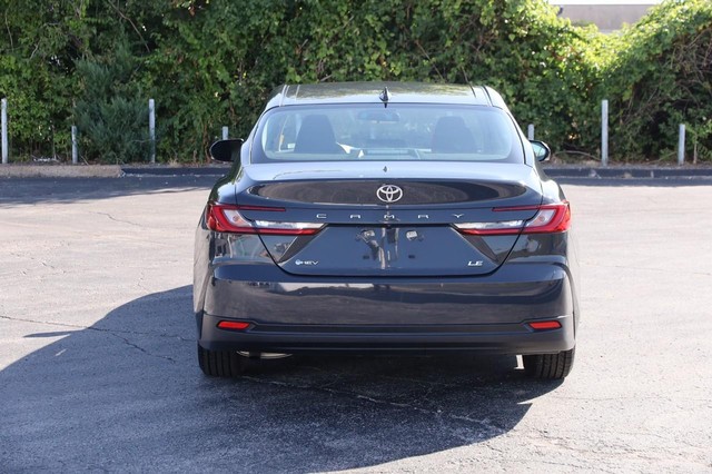 Toyota Camry Vehicle Image 06