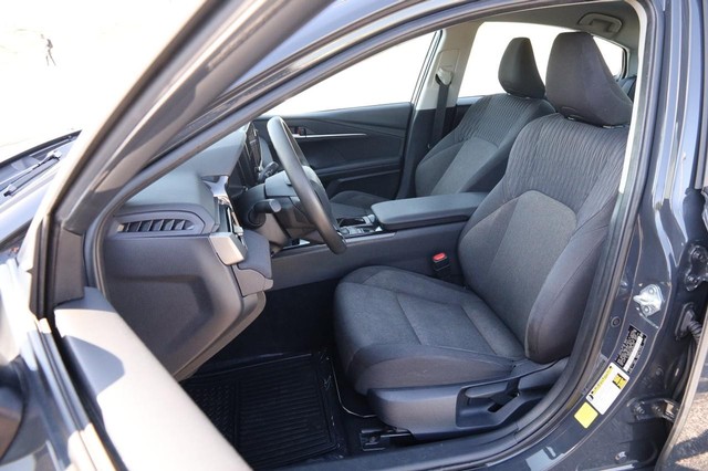Toyota Camry Vehicle Image 08