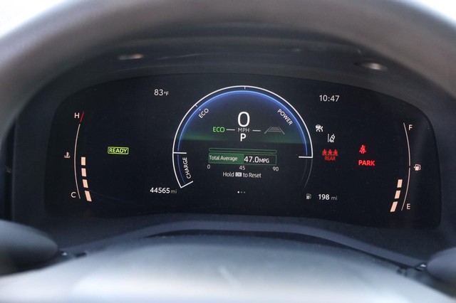 Toyota Camry Vehicle Image 13