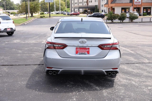 Toyota Camry Vehicle Image 06