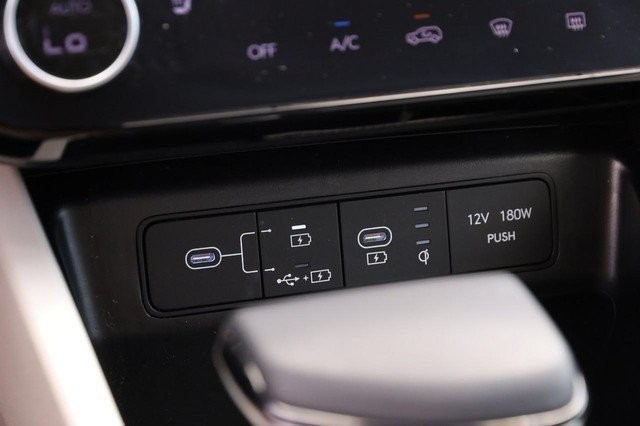Hyundai Tucson Vehicle Image 20