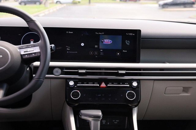 Hyundai Tucson Vehicle Image 26