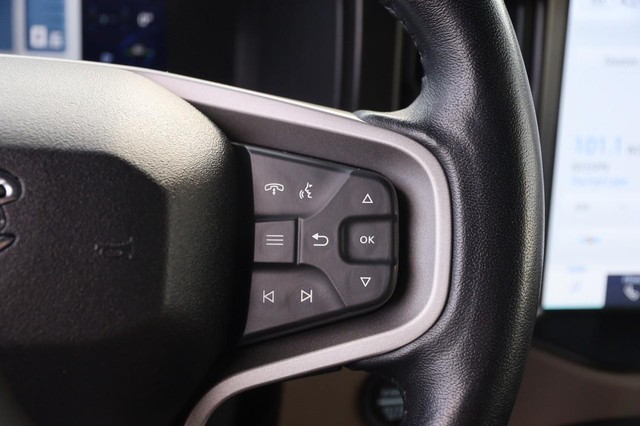 Ford Bronco Vehicle Image 12