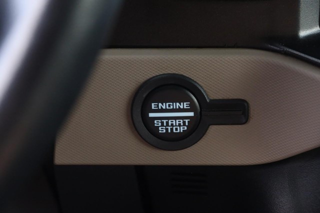 Ford Bronco Vehicle Image 14