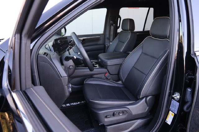 Chevrolet Tahoe Vehicle Full-screen Gallery Image 10
