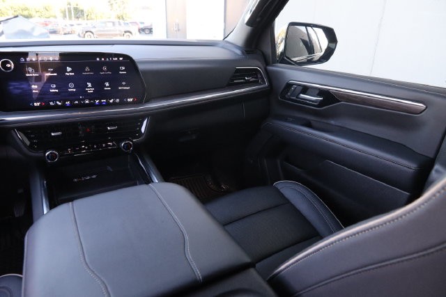 Chevrolet Tahoe Vehicle Full-screen Gallery Image 29
