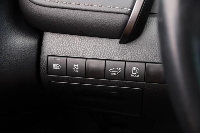 Toyota Camry Vehicle Image 21