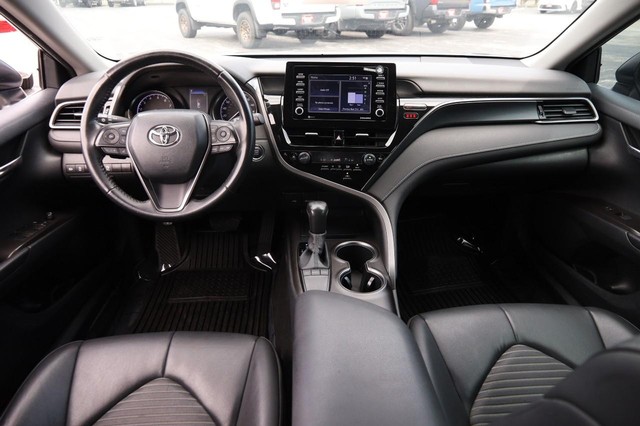 Toyota Camry Vehicle Image 22