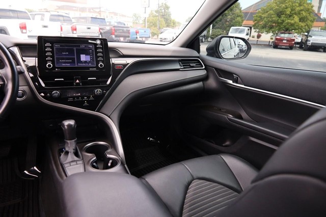 Toyota Camry Vehicle Image 26