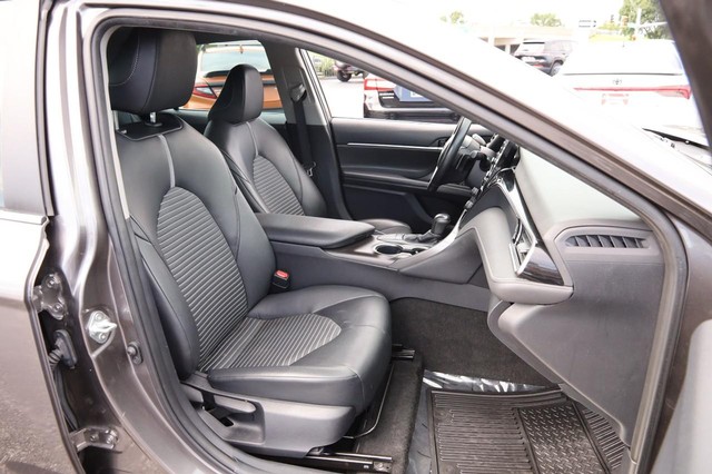 Toyota Camry Vehicle Image 27
