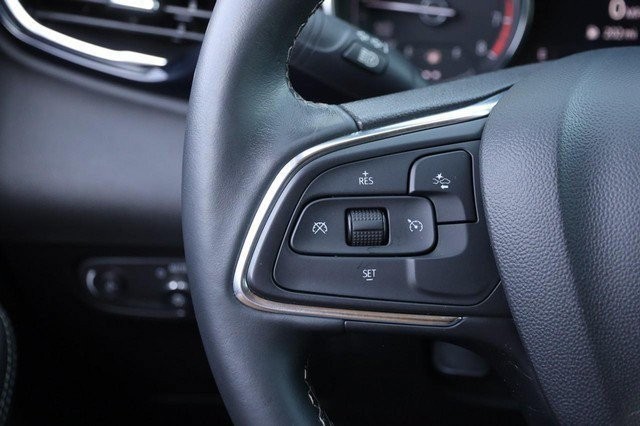 Buick Encore GX Vehicle Image 12