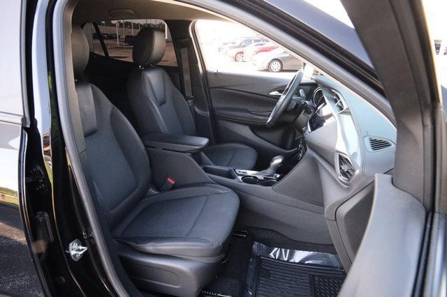 Buick Encore GX Vehicle Image 27