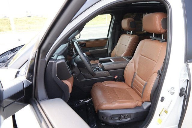 Toyota Tundra 4WD Vehicle Image 08