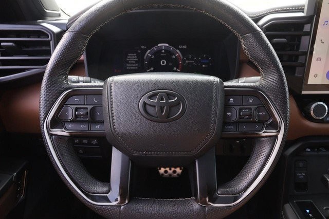 Toyota Tundra 4WD Vehicle Image 11