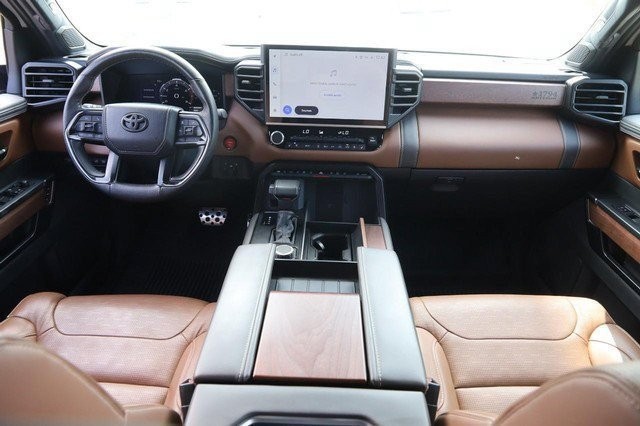 Toyota Tundra 4WD Vehicle Image 23