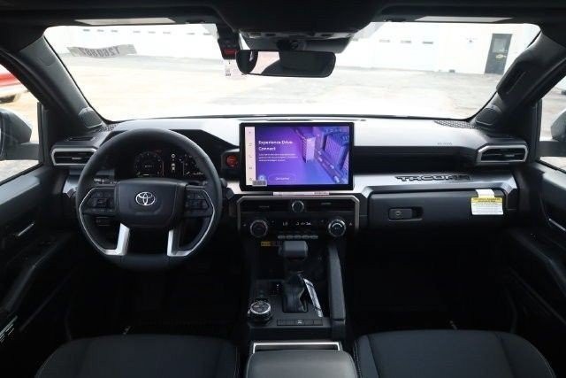 Toyota Tacoma 4WD Vehicle Image 06
