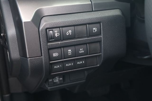 Toyota Tacoma 4WD Vehicle Image 11