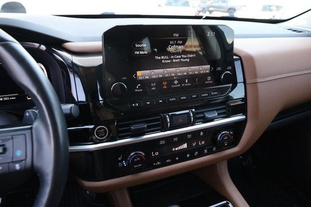 Nissan Pathfinder Vehicle Full-screen Gallery Image 18