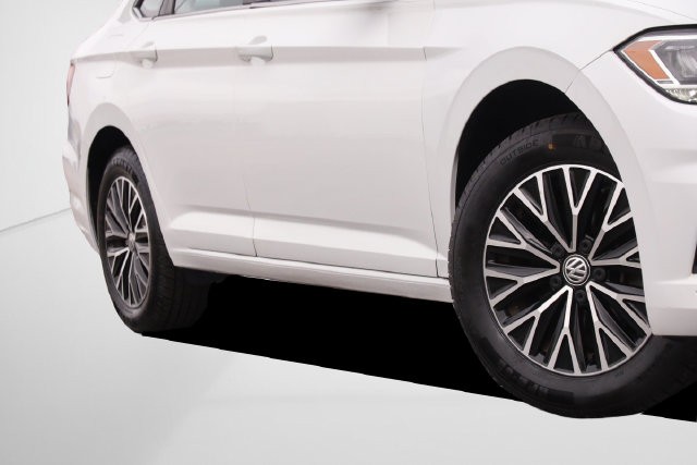 Volkswagen Jetta Vehicle Image 03