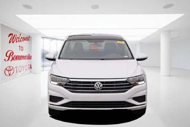 Volkswagen Jetta Vehicle Image 04