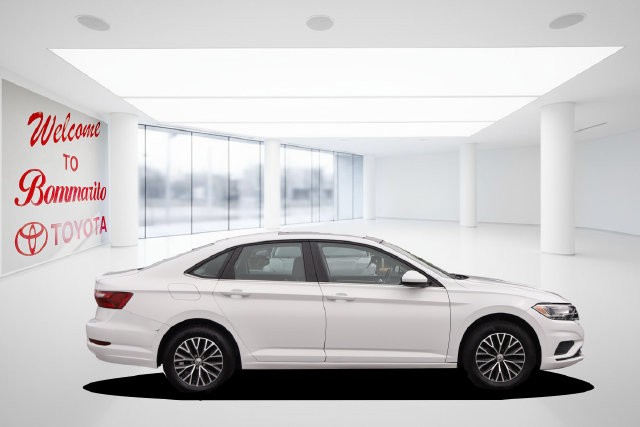 Volkswagen Jetta Vehicle Image 05
