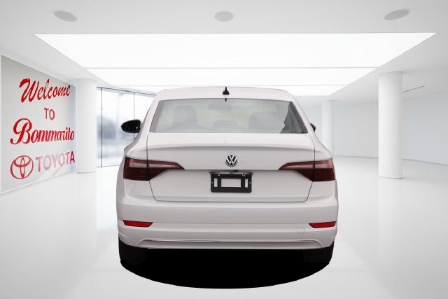 Volkswagen Jetta Vehicle Image 06