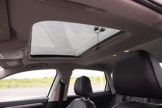 Volkswagen Jetta Vehicle Image 08