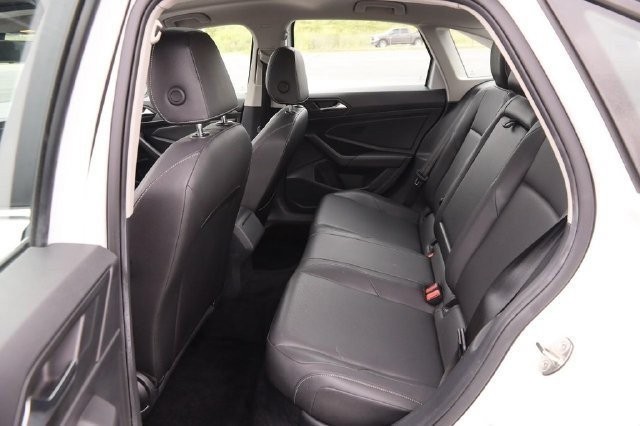 Volkswagen Jetta Vehicle Image 10
