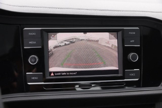 Volkswagen Jetta Vehicle Image 17