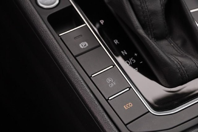 Volkswagen Jetta Vehicle Image 20