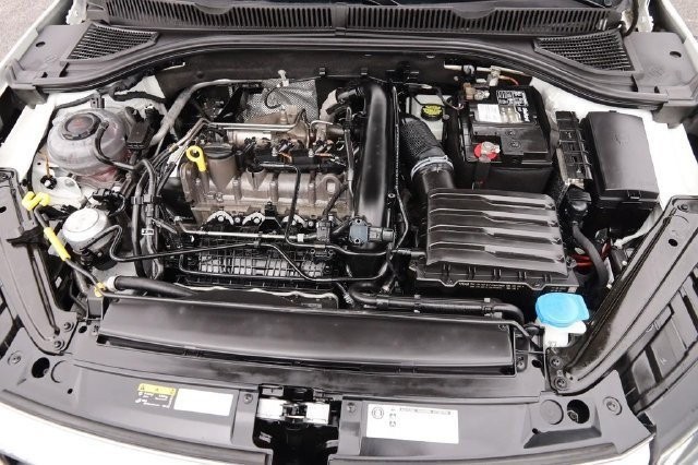 Volkswagen Jetta Vehicle Image 28