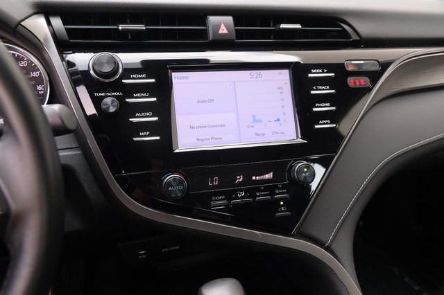 Toyota Camry Vehicle Full-screen Gallery Image 14