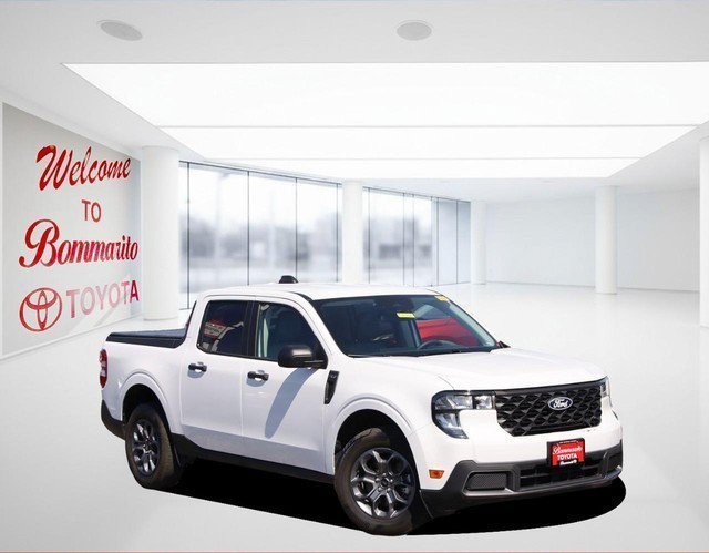Ford Maverick Vehicle Image 02