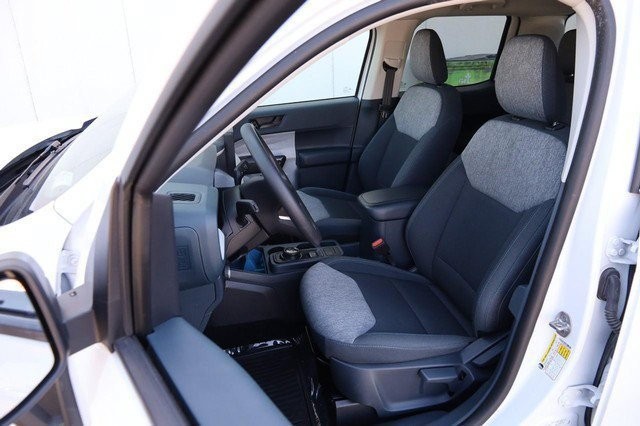 Ford Maverick Vehicle Image 08