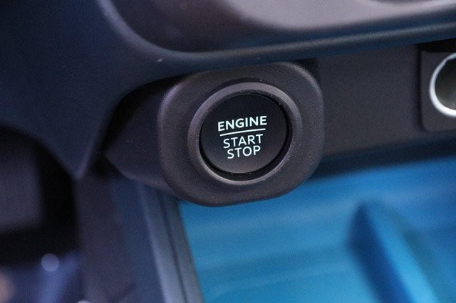 Ford Maverick Vehicle Image 14