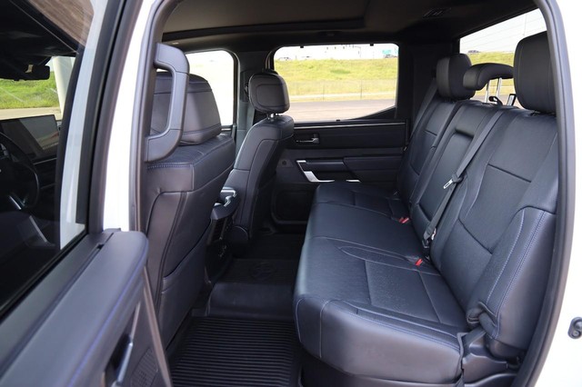 Toyota Tundra 4WD Vehicle Image 10