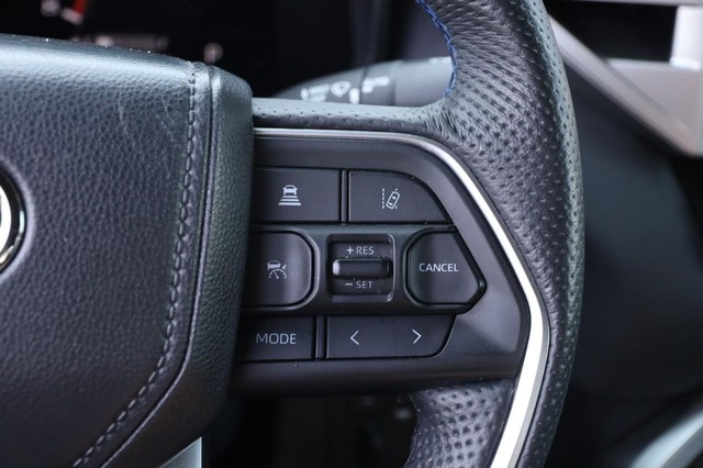 Toyota Tundra 4WD Vehicle Image 13