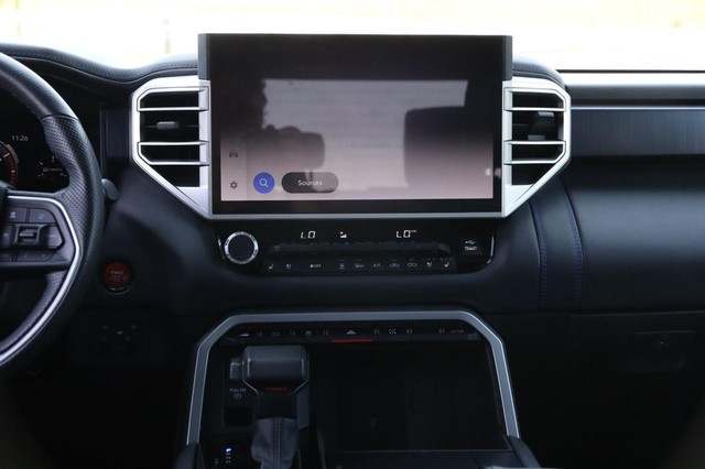 Toyota Tundra 4WD Vehicle Image 25