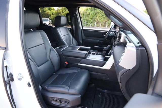 Toyota Tundra 4WD Vehicle Image 27