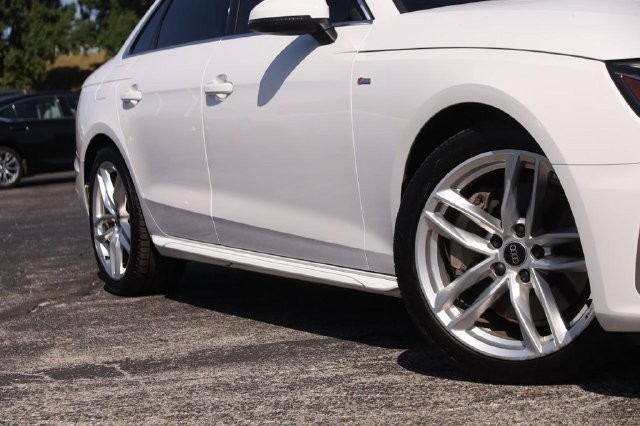 Audi A4 Sedan Vehicle Full-screen Gallery Image 03