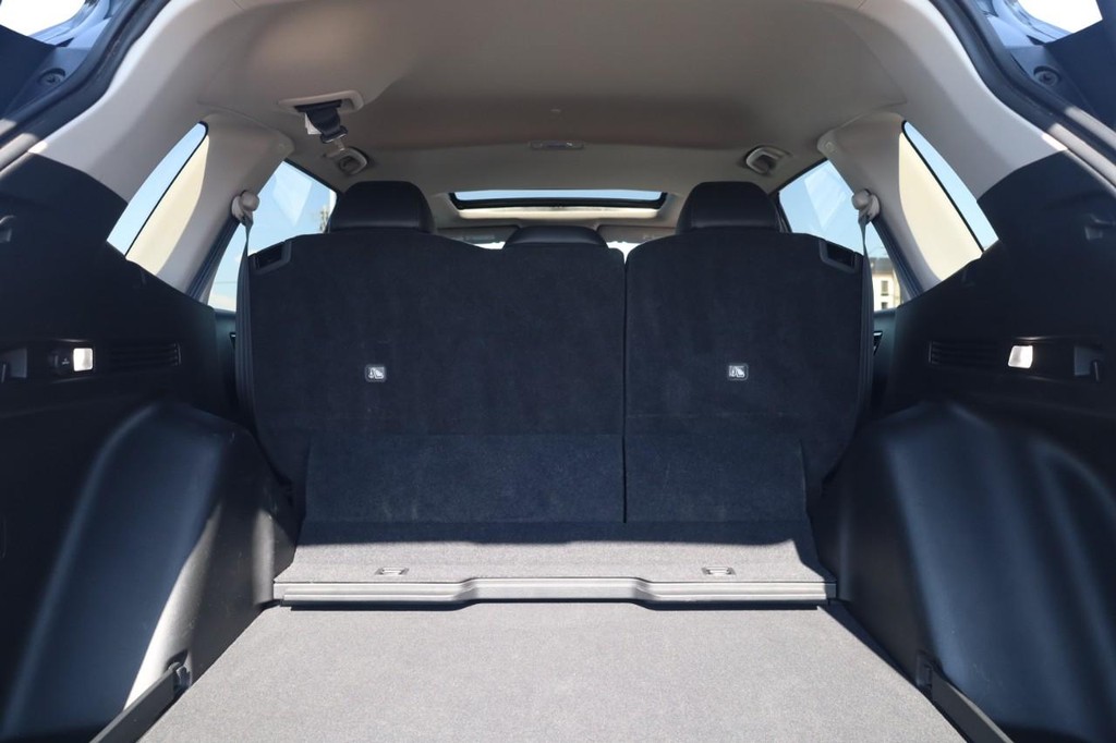 Honda CR-V Vehicle Full-screen Gallery Image 25