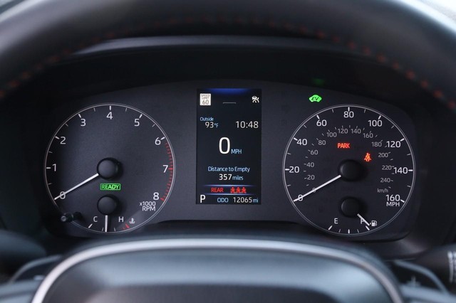 Toyota Corolla Cross Vehicle Image 13